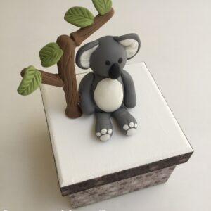 CAJITA DECORADA CON KOALA